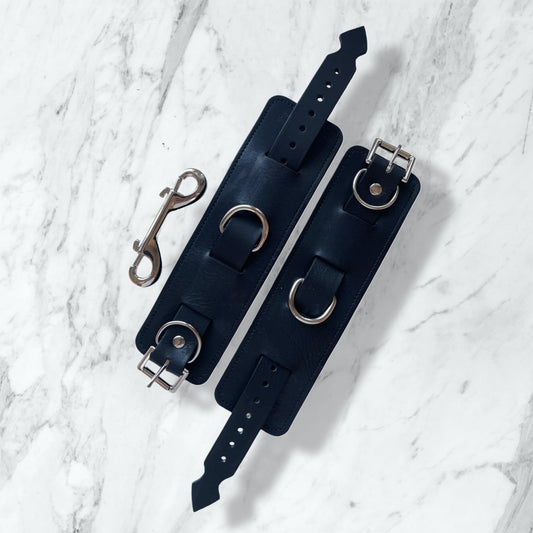 Bondage Cuffs In Black - Your Feel