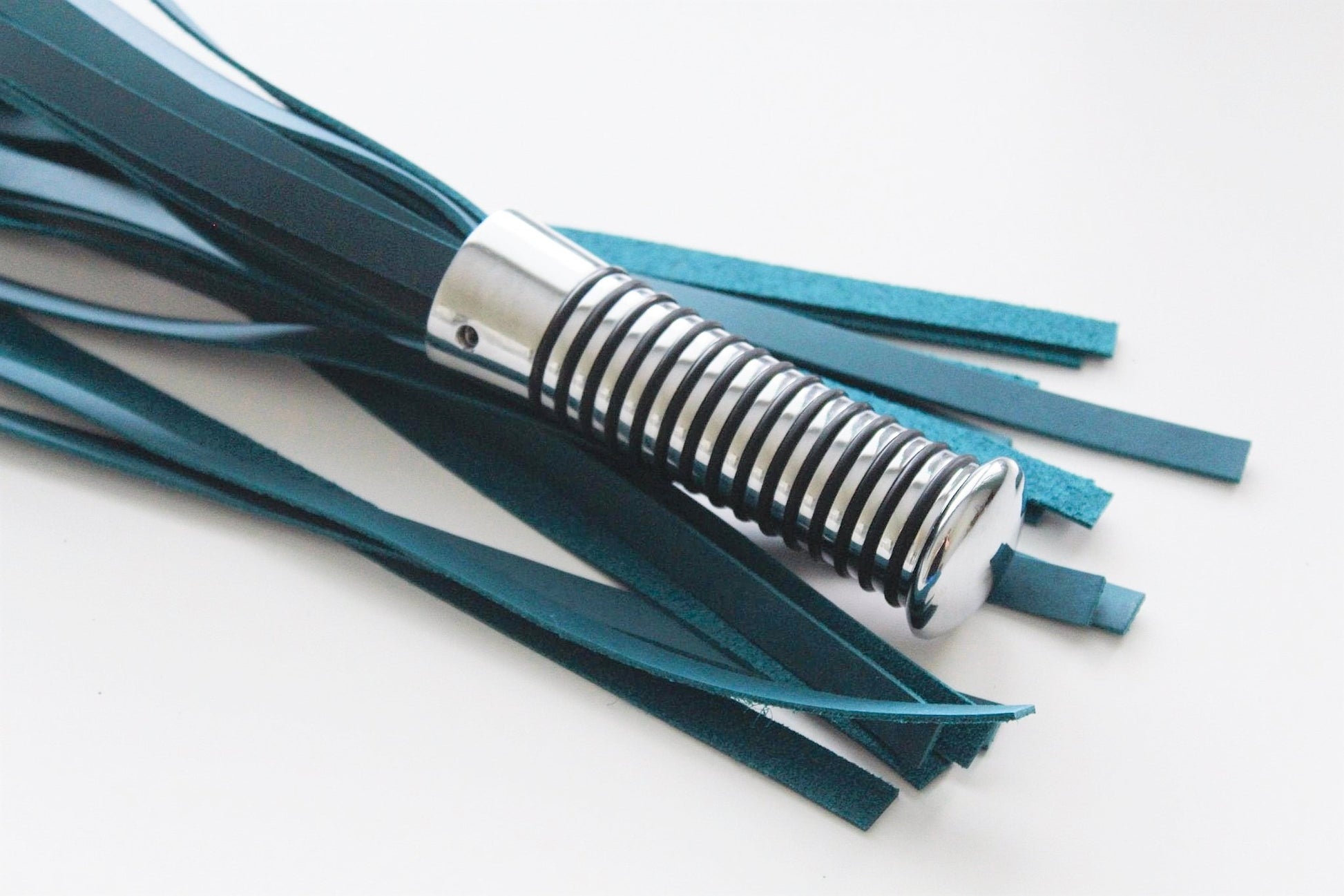 Torture Chamber Flogger - Your Feel