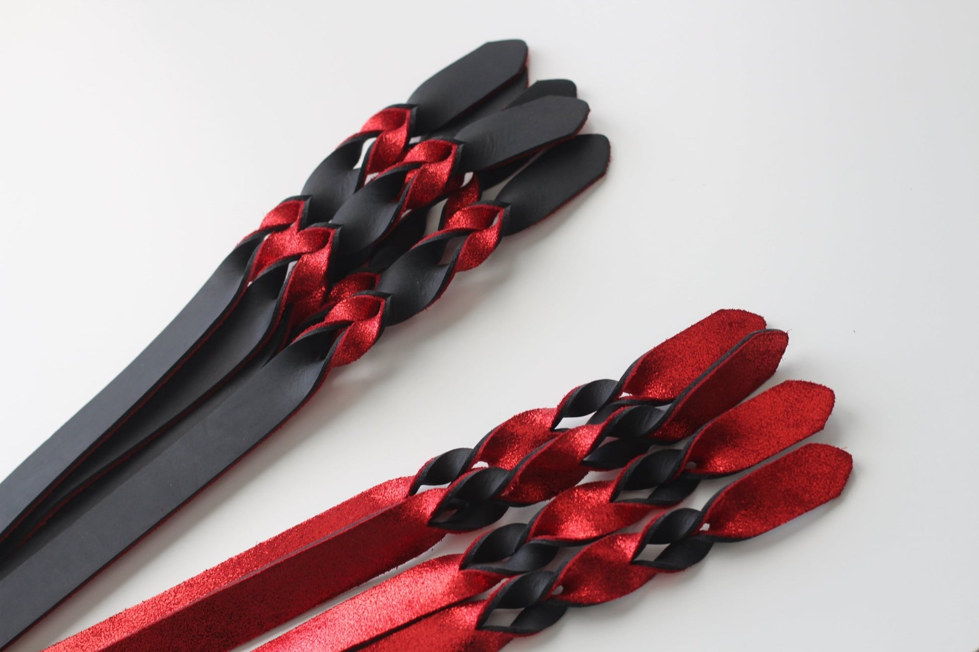 Twisted Kitten Flogger